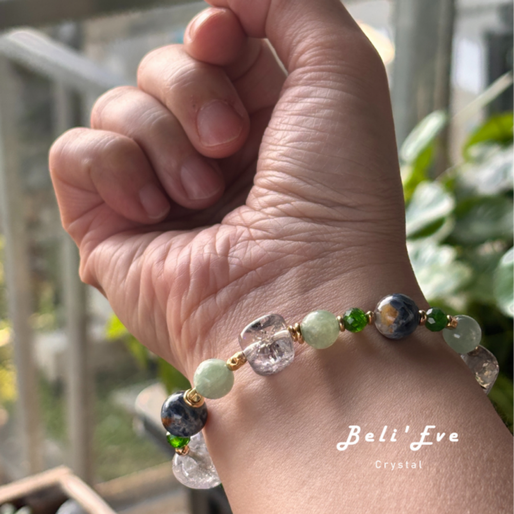 『綠檸康普茶』10MM彼得石+薄荷綠鋰雲母+6MM透輝石+隨形巴基斯坦閃靈鑽