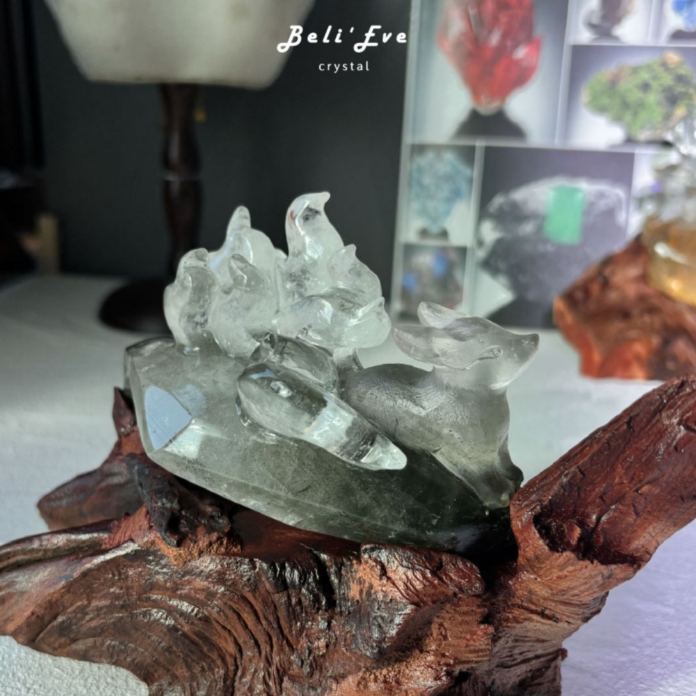 『晶體乾淨』千層綠幽靈九尾狐+底座 業務業績 貴人吸引 人工雕刻