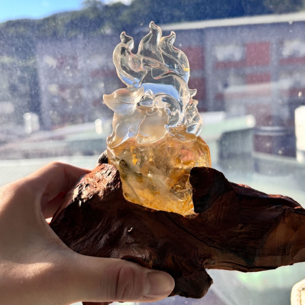 『滿滿財富』黃膠花九尾狐+底座 招財轉運 人緣好運 自信心 