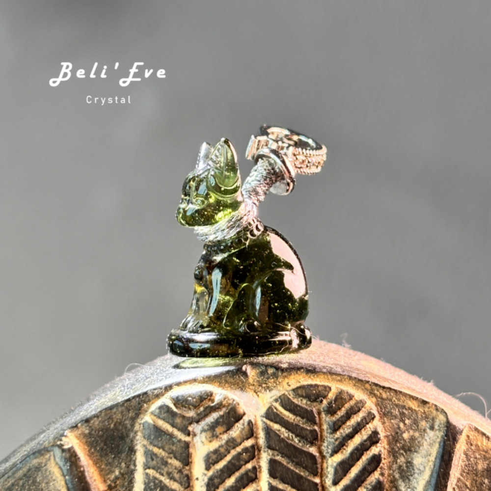 『捷克隕石』埃及貓神芭絲特Bastet -芬芳的守護者-家庭守護神 象徵疾病和邪靈的對抗