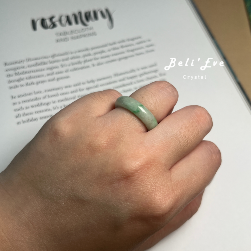 天然絕對Ａ貨 緬甸料 白底青翡翠戒指 港圈16 