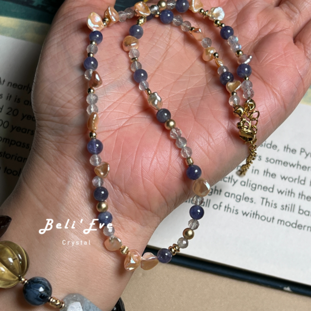 『自信選擇對的道路』坦桑石（丹泉石）+天然淡水珍珠 花瓣keshi珍珠+切面拉長石 設計項鍊