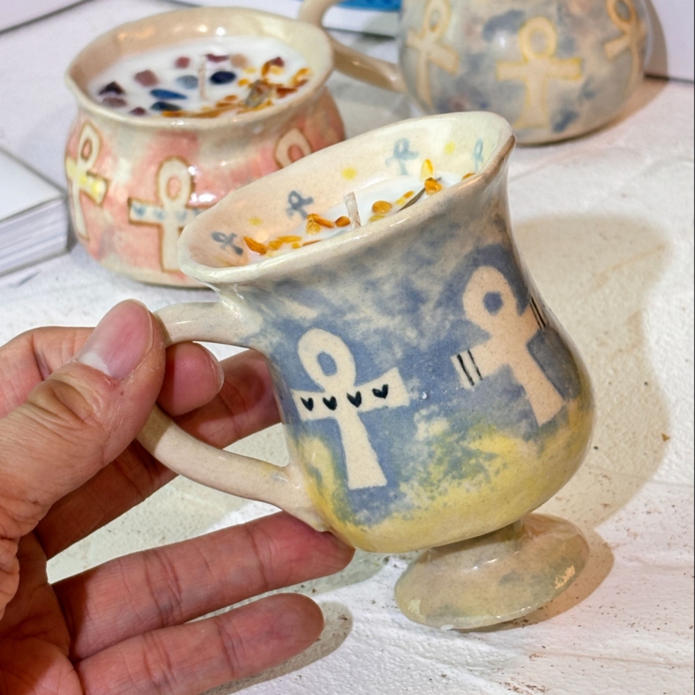 『手捏藝術』作品一個認領~星妹手捏陶杯X單方精油蠟燭 陶杯訂製 油菜籽蠟