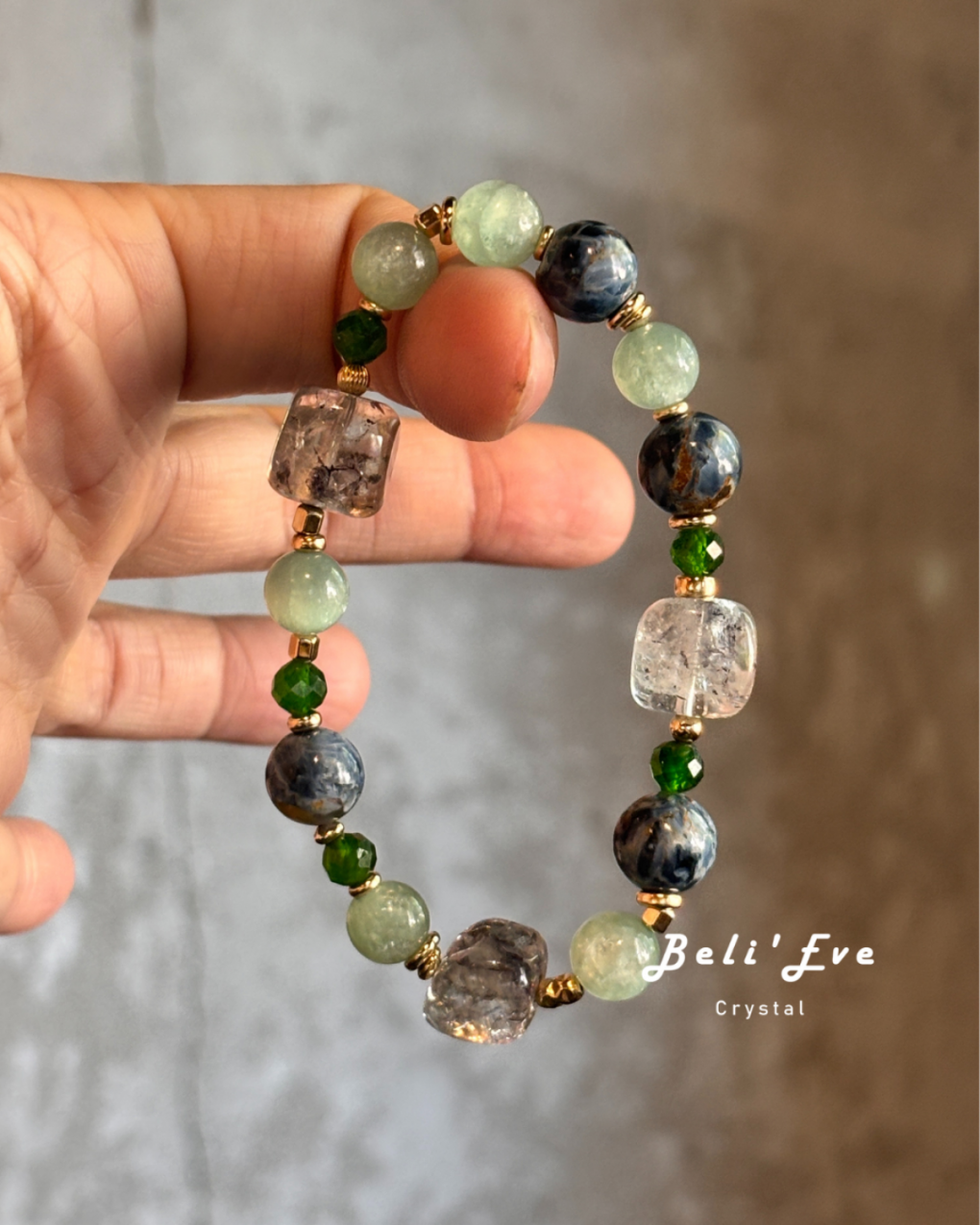 『綠檸康普茶』10MM彼得石+薄荷綠鋰雲母+6MM透輝石+隨形巴基斯坦閃靈鑽