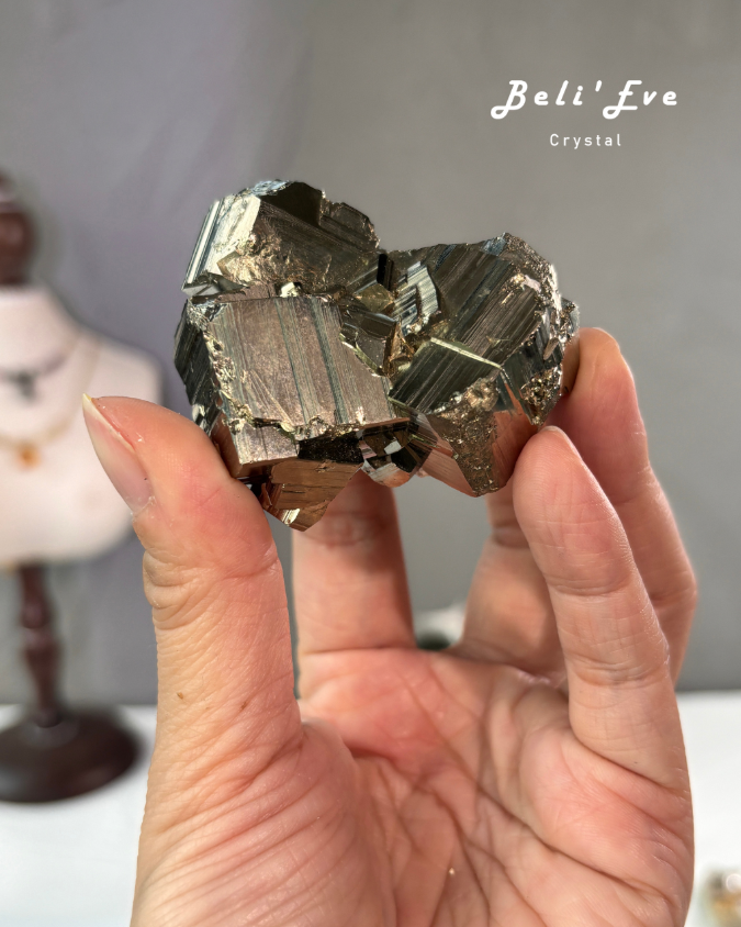 秘魯黃鐵礦 pyrite愚人金