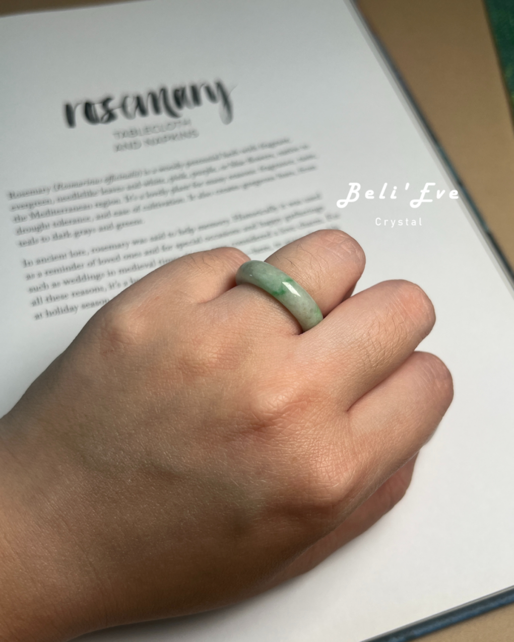 天然絕對Ａ貨 緬甸料 白底青翡翠戒指 港圈16 