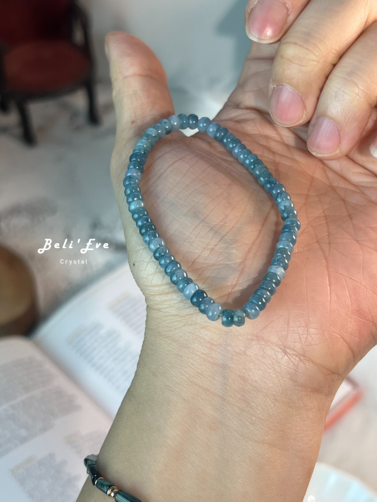 『牛仔藍翡翠』MAX級別 4.7-5.5MM 糯冰盤珠 天然緬甸飄花翡翠 鈦元素致色元素