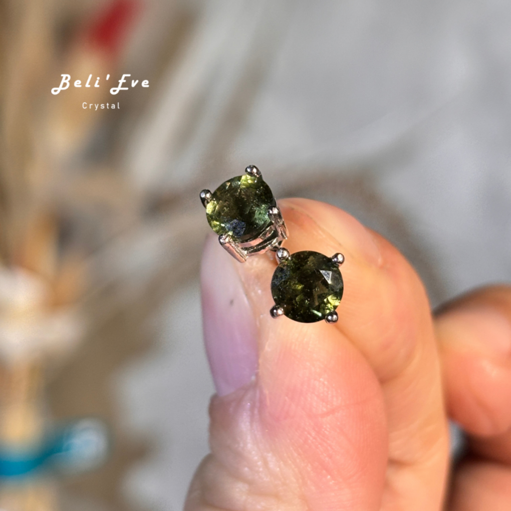 捷克隕石6MM純銀耳環Moldavite 顯化與轉化！療癒師最愛
